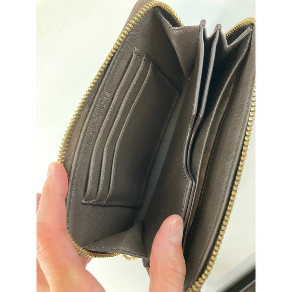 MICHAEL KORS MEDIUM SAFFIANO LEATHER SIGNATUE PRINT WALLET - Picture 10 of 11